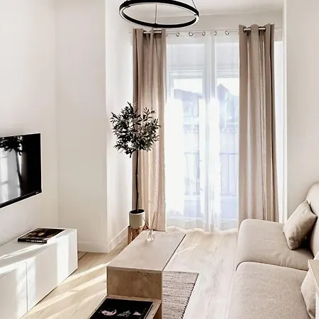 Apartman A1 2bdr Modern Chic Flat Ac 3min From Sandy Beaches