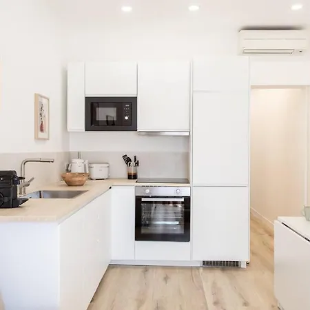 Apartman A1 2bdr Modern Chic Flat Ac 3min From Sandy Beaches